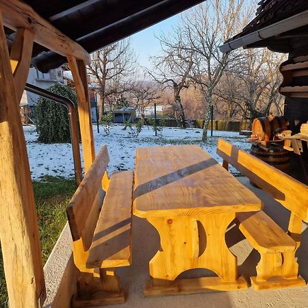 Holiday Home Hizica V Plavem Trnacu Gornja Stubica Exteriör bild